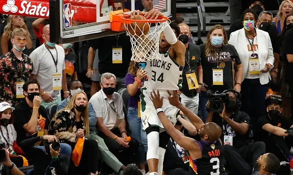 แฟนบอล Bucks